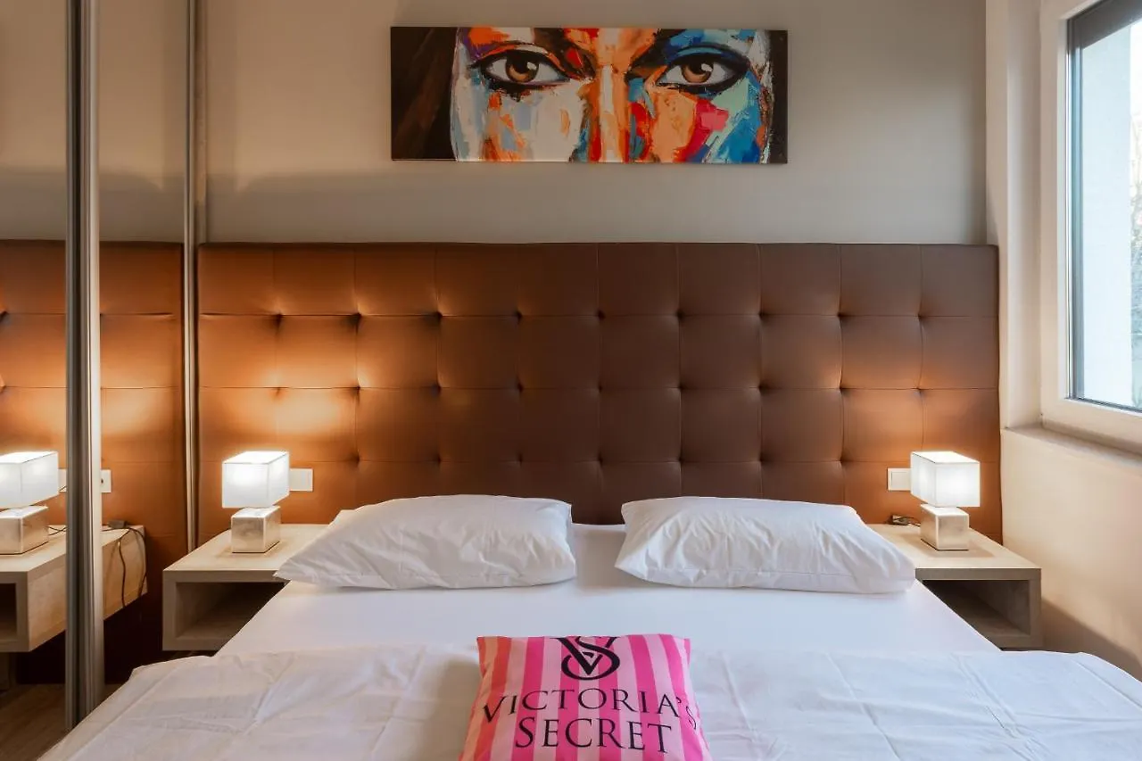 Rtina Appartements 0*,